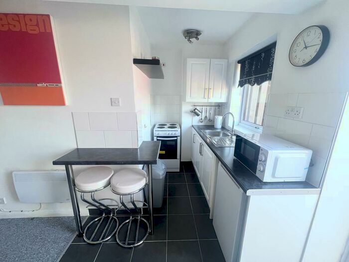 1 Bedroom Flat To Rent In The Hamilton, Leen Court, Nottingham, NG7