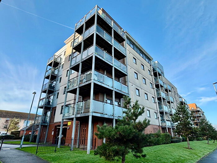 2 Bedroom Apartment To Rent In Groombridge Avenue, Eastbourne, BN22