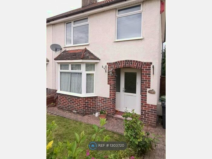 3 Bedroom Semi-Detached House To Rent In Mackie Road, Bristol BS34