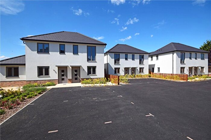 3 Bedroom Semi-Detached House To Rent In Mansfield Way, Cambridge, CB5