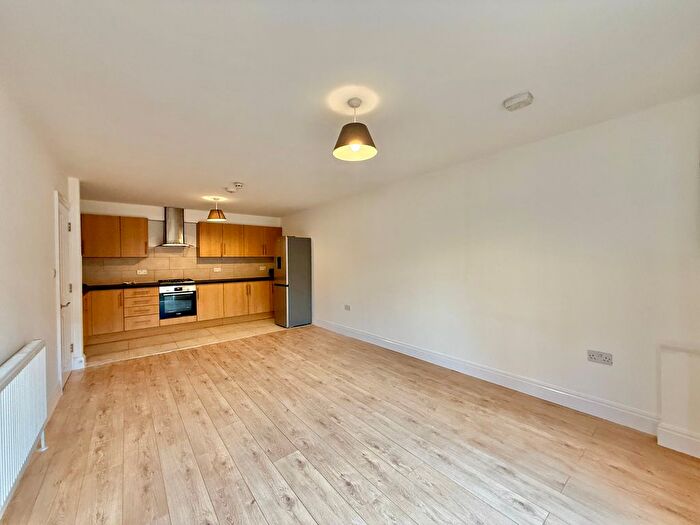 1 Bedroom Flat To Rent In Nuxley Road, Belvedere, DA17
