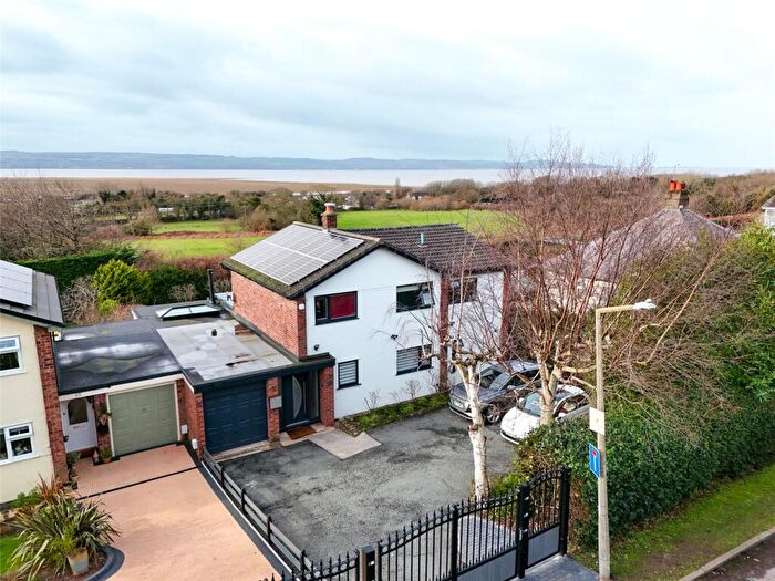4 Bedroom Detached House For Sale In Pipers Lane, Heswall, Wirral, CH60