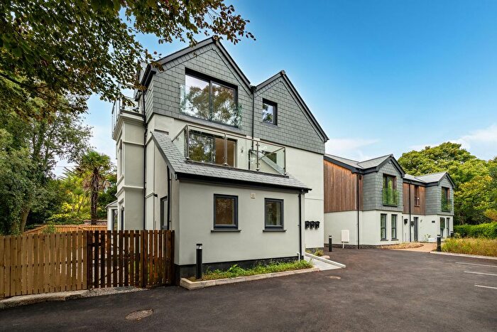 1 Bedroom Flat For Sale In Penthouse Apartment, Rosehill Place, Melvill Road, Falmouth, TR11