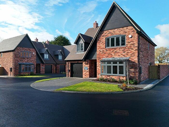 4 Bedroom Detached House For Sale In Levedale Road, Penkridge, Staffordshire, ST19