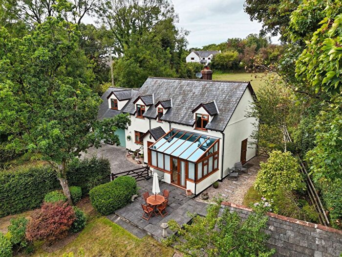 4 Bedroom Detached House For Sale In Beaworthy, EX21