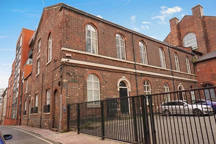 1 Bedroom Flat To Rent In Bishops Lodge Bishops Lodge, Rockingham Lane, Sheffield, S1