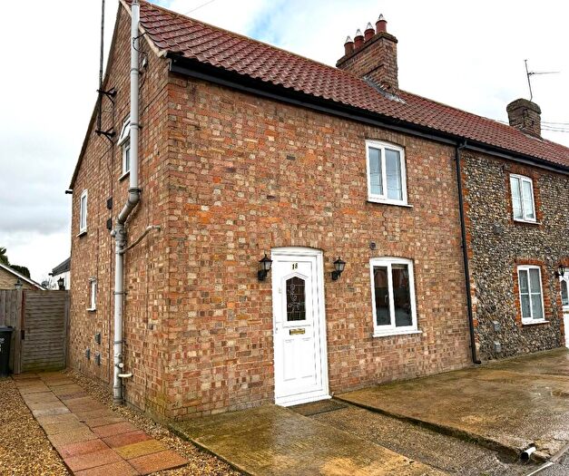 2 Bedroom End Of Terrace House To Rent In Holmsey Green, IP28