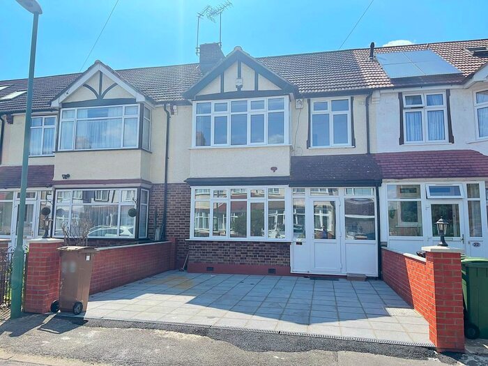 3 Bedroom Terraced House To Rent In Guildford Way, Wallington, SM6