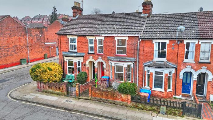 2 Bedroom Terraced House For Sale In Cemetery Road, Ipswich, IP4