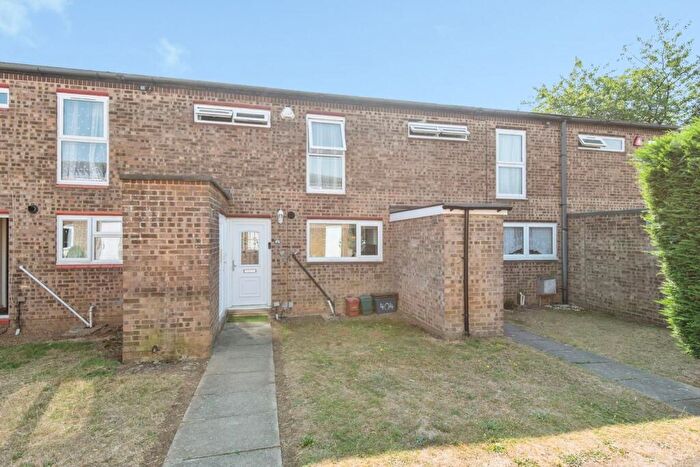 3 Bedroom Terraced House For Sale In Ripon Road, Stevenage, SG1