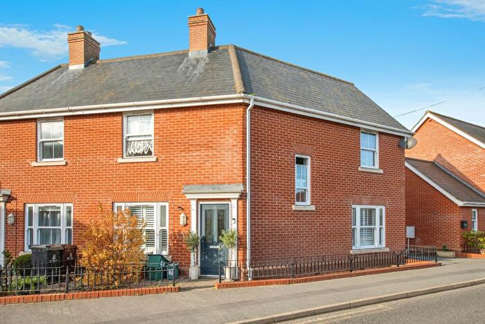 3 Bedroom Semi Detached House For Sale In Nayland Road, Mile End, Colchester, CO4