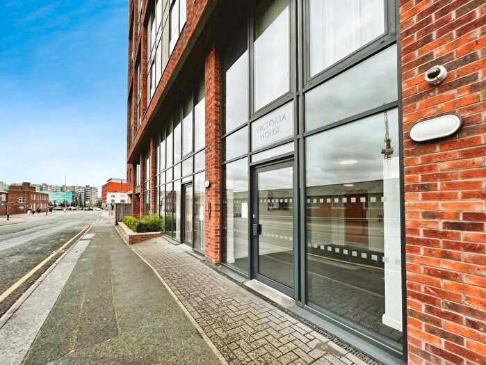 2 Bedroom Flat To Rent In Victoria House, Skinner Lane, Leeds, West Yorkshire, LS7