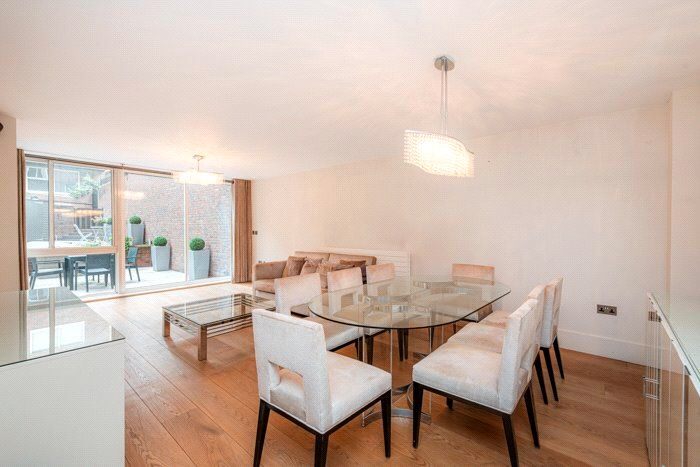 2 Bedroom Flat To Rent In Ebury Street, Belgravia, London, SW1W