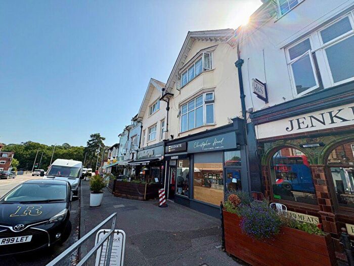 2 Bedroom Flat To Rent In Banks Chambers, Penn Hill, BH14