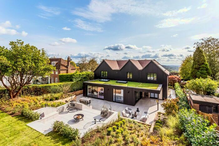 5 Bedroom Detached House To Rent In Guildown Avenue, Guildford, GU2