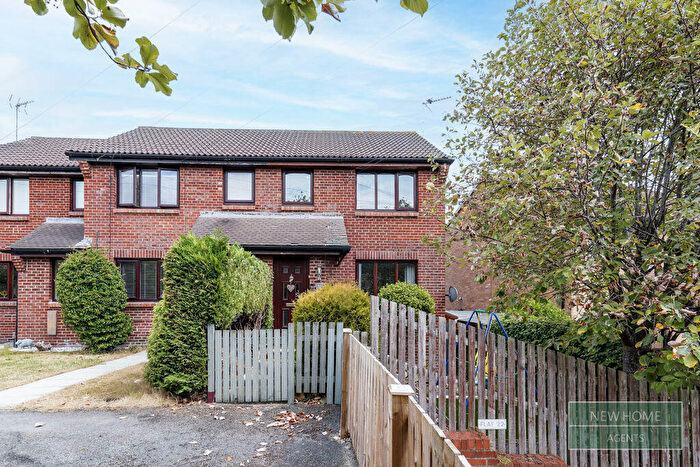 3 Bedroom End Of Terrace House For Sale In Eavestone Grove, Harrogate, HG3
