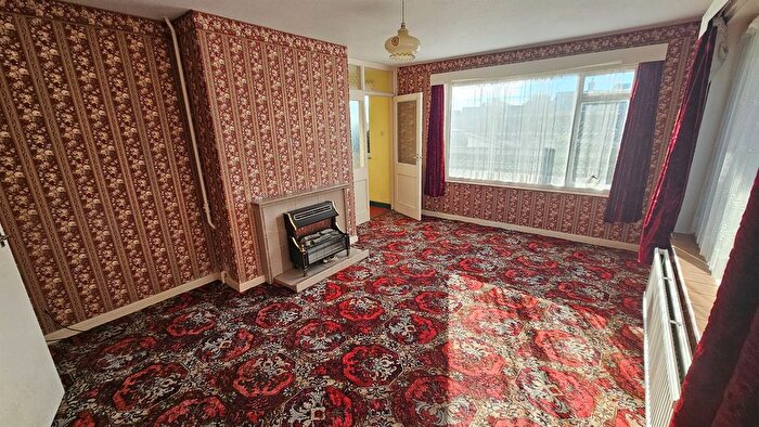 2 Bedroom Detached Bungalow For Sale In Waveney Crescent, Earsham, Bungay, NR35