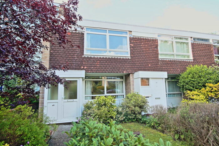 2 Bedroom Terraced House To Rent In Hill View Court, Woking, GU22