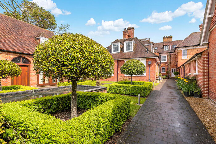 1 Bedroom Apartment To Rent In Firgrove Road, Eversley, Hook, RG27