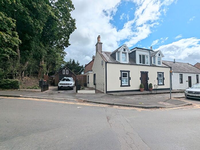 4 Bedroom End Of Terrace House For Sale In East Morton Street, Thornhill, DG3
