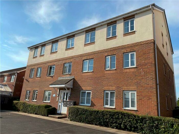 2 Bedroom Apartment To Rent In Dunstan Drive, Thorne, Doncaster, South Yorkshire, DN8