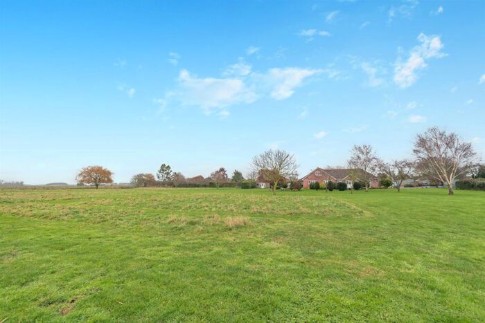 3 Bedroom Bungalow For Sale In Low Road, Stow Bridge, King's Lynn, PE34