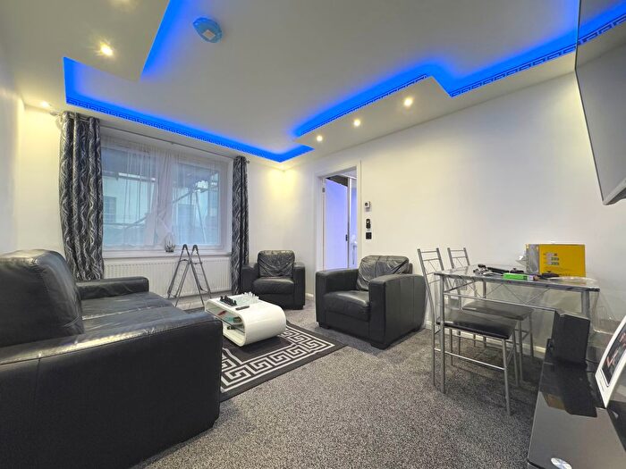 1 Bedroom Flat To Rent In Kings Road, Brighton, BN1