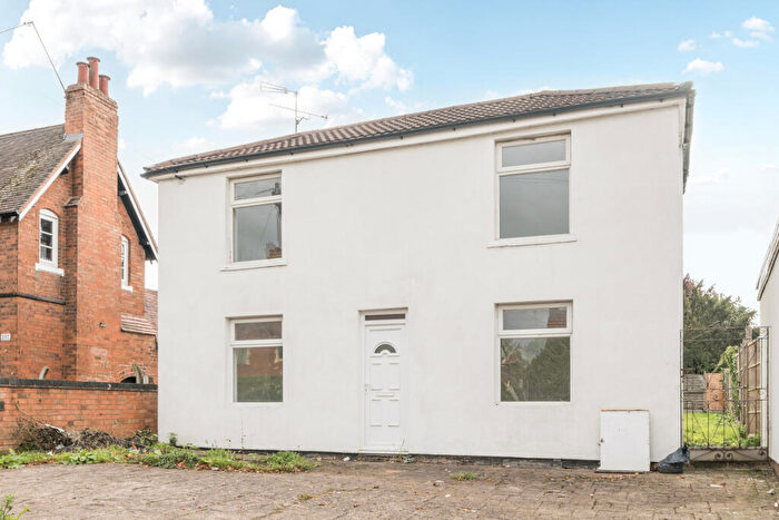 3 Bedroom Detached House For Sale In Vicarage Road, Birmingham, B14