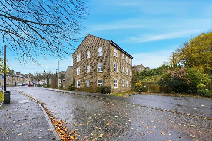 2 Bedroom Apartment For Sale In Hamson Drive, Bollington, SK10