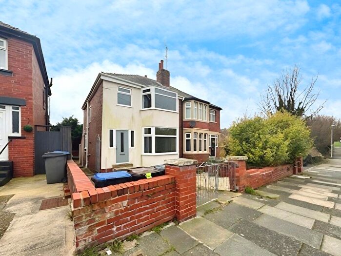 3 Bedroom Semi-Detached House To Rent In Weymouth Road, Blackpool, Lancashire, FY3