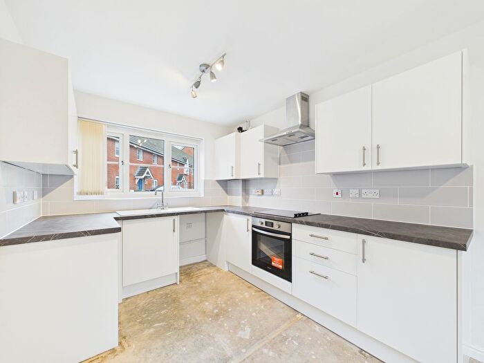 3 Bedroom End Of Terrace House To Rent In Faulkner Gardens, Littlehampton, BN17