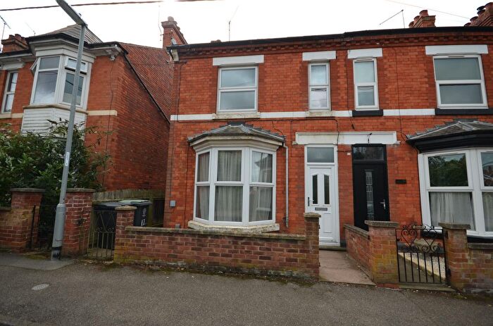 2 Bedroom End Of Terrace House To Rent In Harcourt Street, Raunds, Northamptonshire, NN9