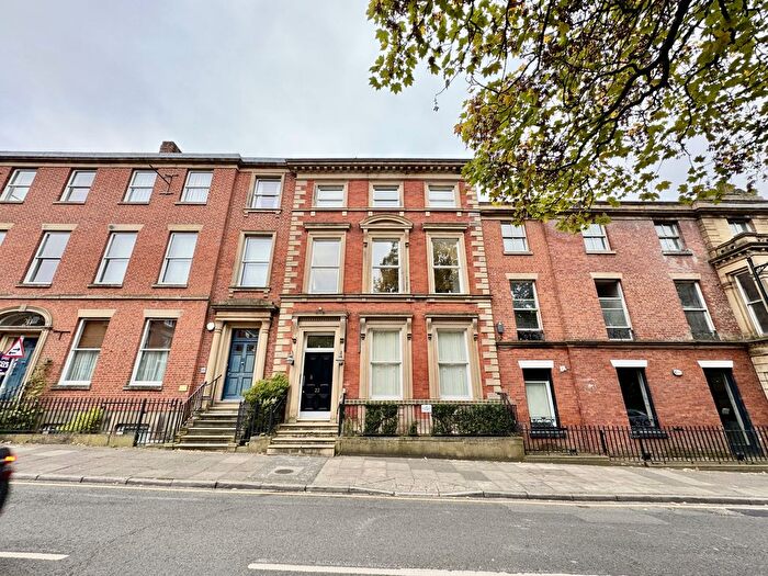 2 Bedroom Flat To Rent In Winckley Square, Preston, PR1