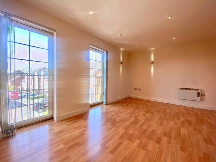2 Bedroom Apartment To Rent In Upper Holywell, Holywell Heights, Sheffield, S4