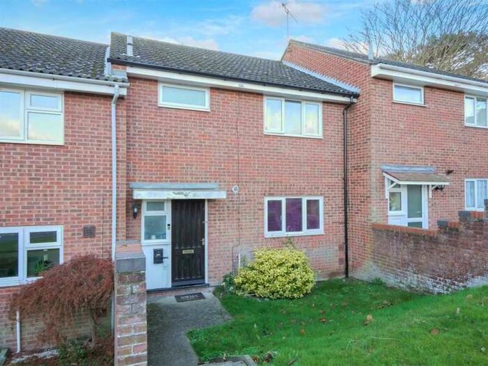 3 Bedroom Terraced House For Sale In Canterbury Close, Ipswich, IP2