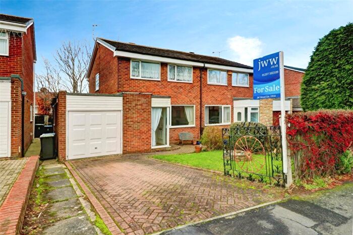 3 Bedroom Semi-Detached House For Sale In Greenacres Road, Shotley Bridge, Consett, DH8