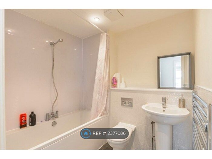 2 Bedroom Flat To Rent In Oak Leaze, Patchway, Bristol, BS34