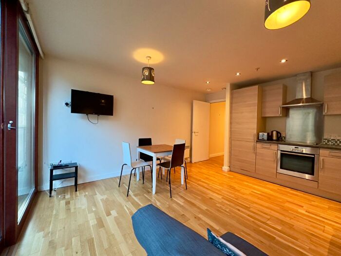 1 Bedroom Flat To Rent In Mitchell Street, City Centre, Glasgow, G1