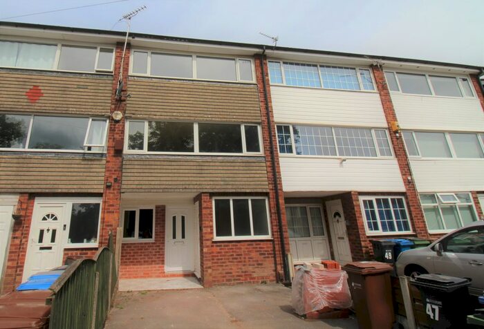 3 Bedroom Town House To Rent In Culver Road, Stockport, SK3