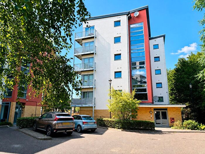2 Bedroom Flat For Sale In Curness Street, London, SE13