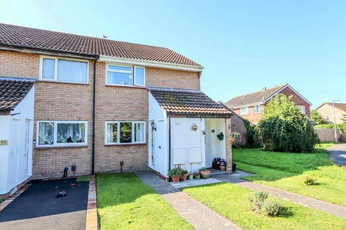 1 Bedroom Flat To Rent In Tuckmill, Clevedon, BS21