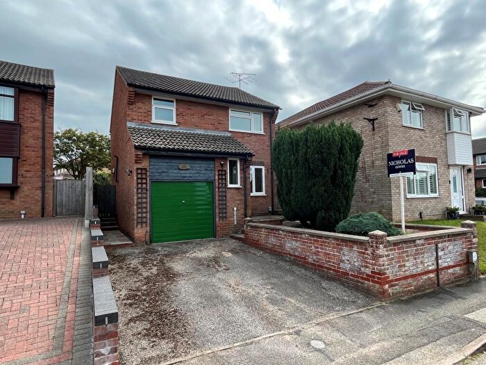 3 Bedroom Detached House For Sale In Brandon Road, Felixstowe, IP11