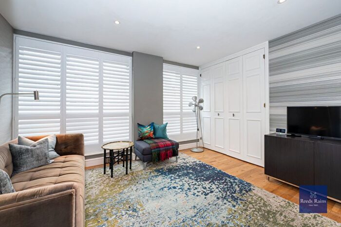 1 Bedroom Flat For Sale In Renfrew Road, London, SE11