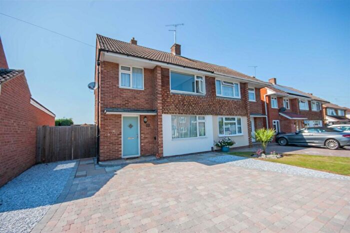 3 Bedroom Semi-Detached House To Rent In Beeches Road, Chelmsford, CM1