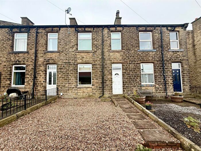 3 Bedroom Terraced House For Sale In Hallas Road, Kirkburton, Huddersfield, HD8