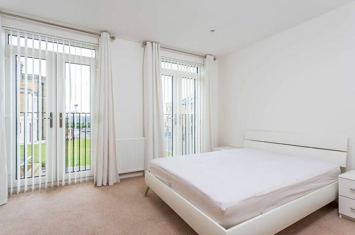 4 Bedroom Flat To Rent In Caldwell Close, Woolwich, London, SE18