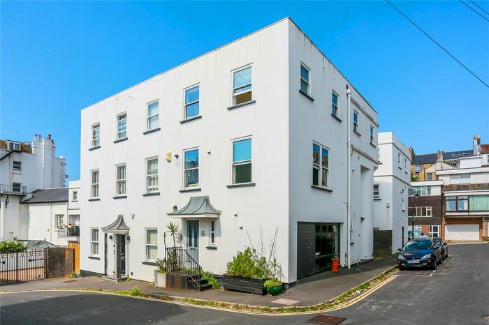 3 Bedroom End Terrace House To Rent In Rock Grove, Brighton, BN2