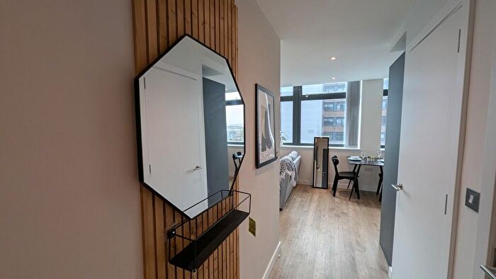 1 Bedroom Apartment To Rent In Paragon House A, Seymour Grove, M16