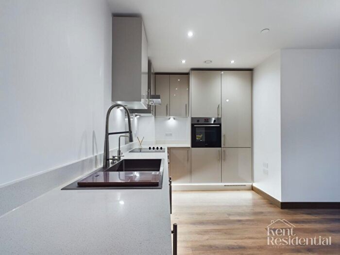 2 Bedroom Apartment To Rent In Mill Wood, Claribel Court Mill Wood, ME14