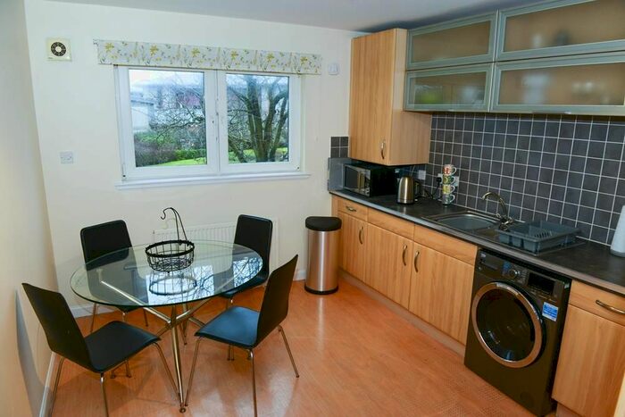 2 Bedroom Flat To Rent In Links Road, First Floor Left, AB24